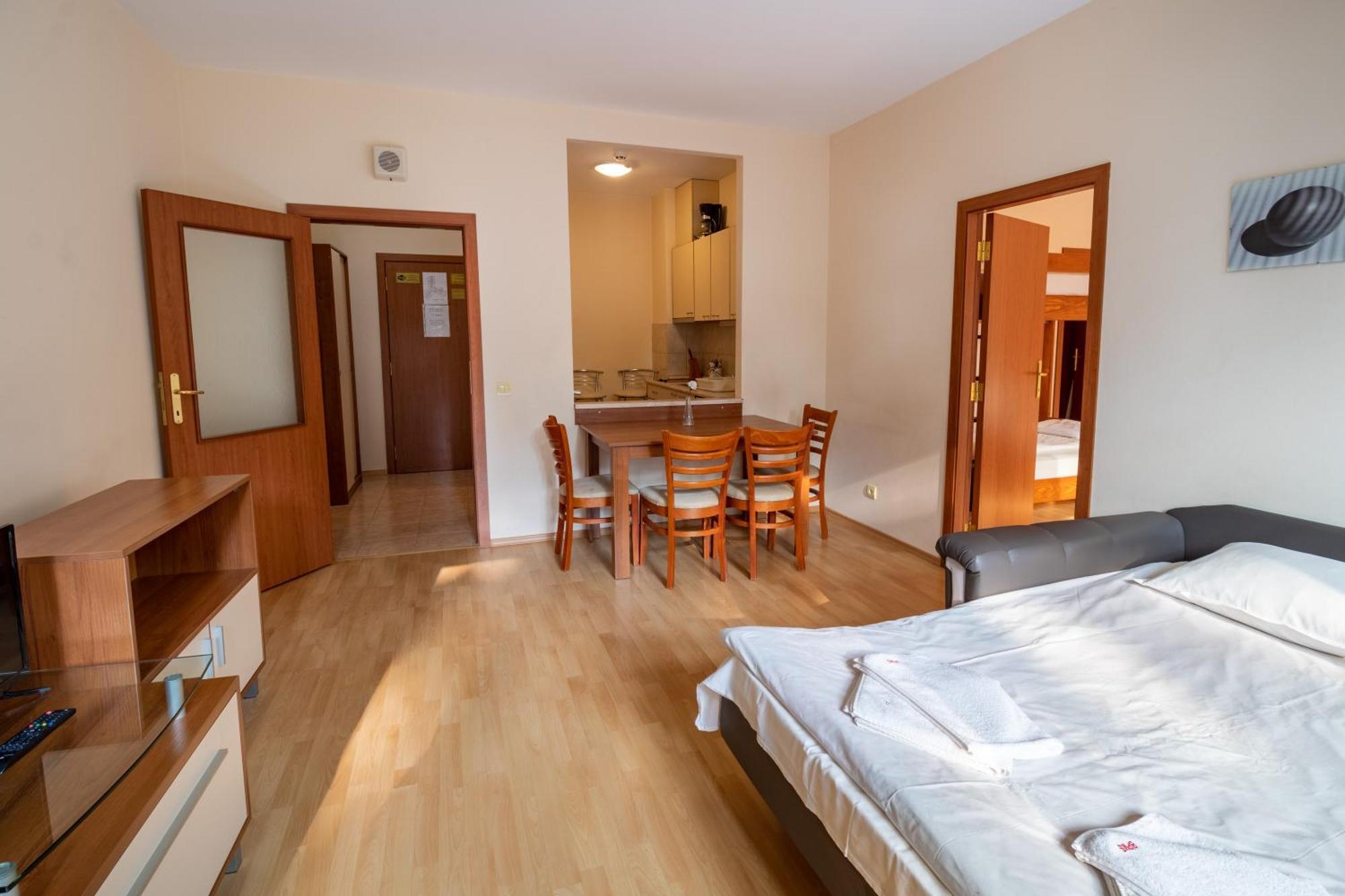 Pm Services Flora Apartments Borovets Eksteriør bilde
