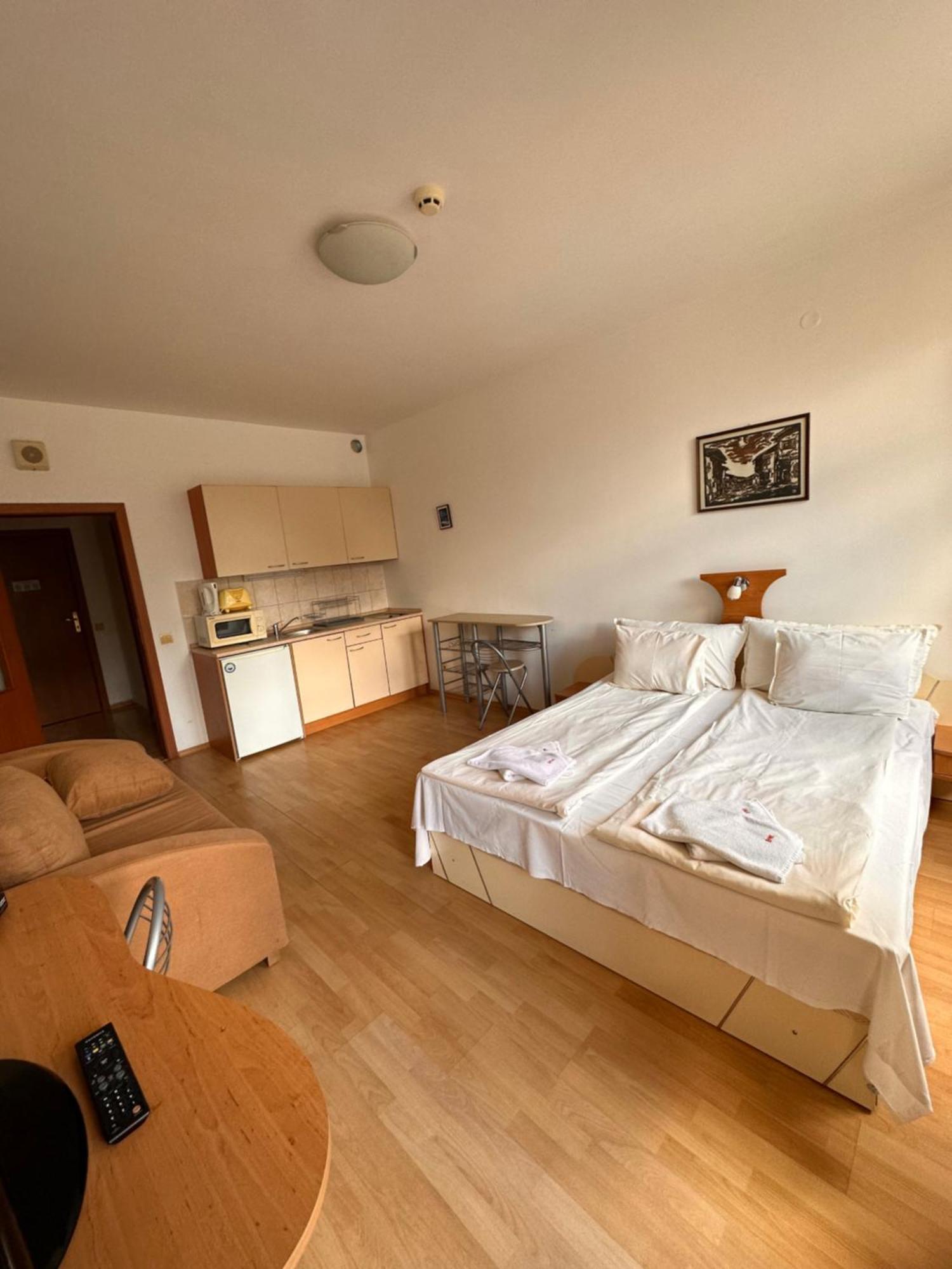 Pm Services Flora Apartments Borovets Eksteriør bilde